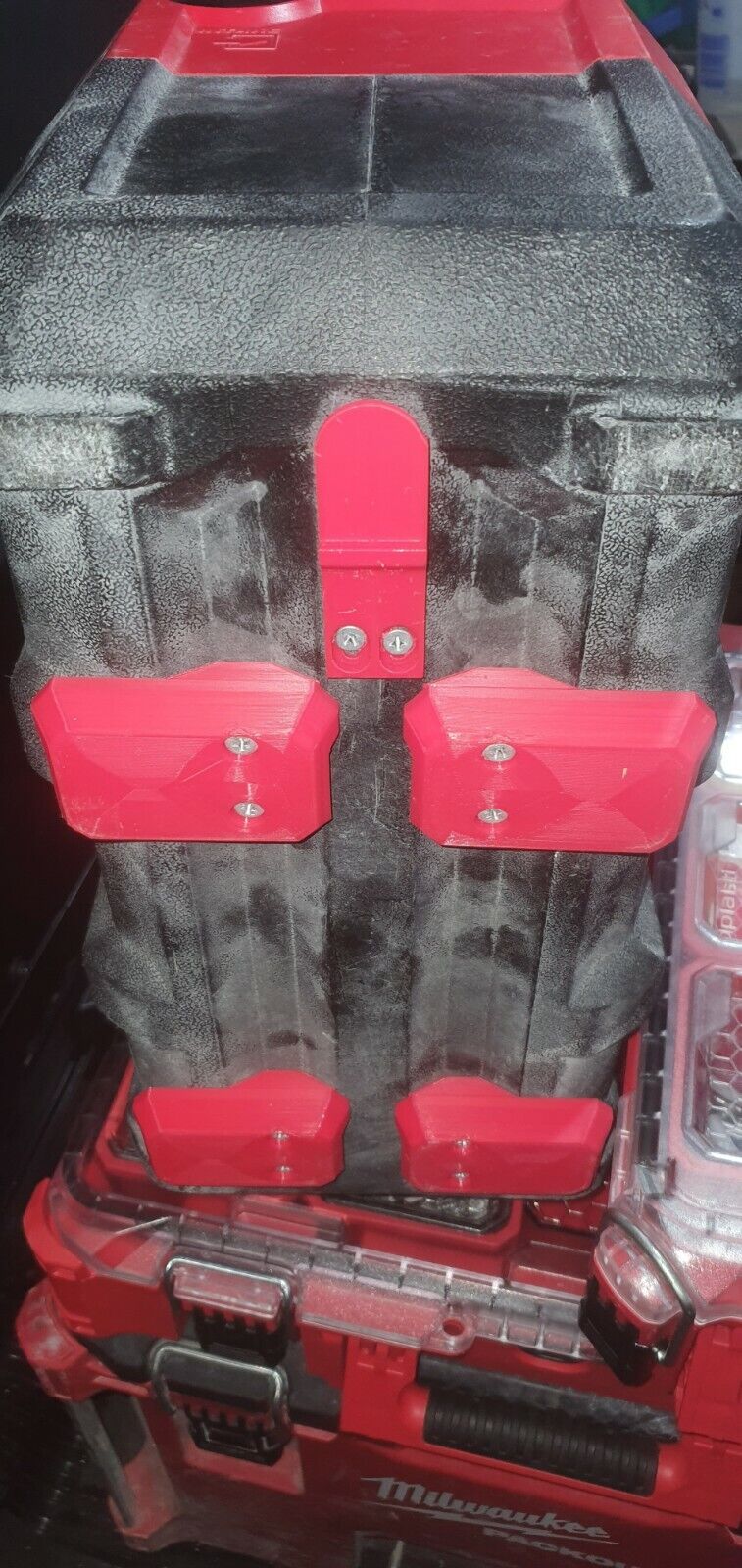 Milwaukee M18 Wet/Dry Vacuum Packout Mounting Feet